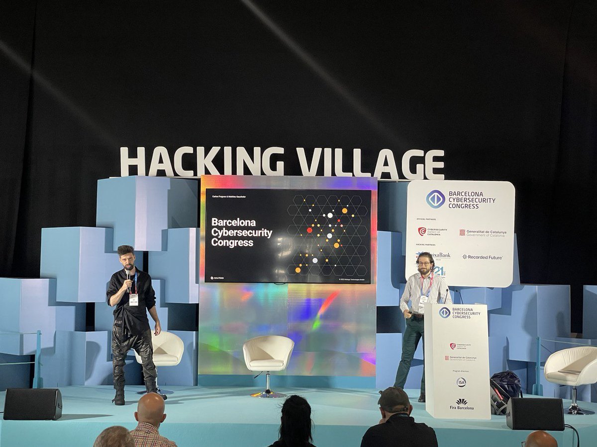 In their speech on #OSINT investigations with Maltego, @cfragoso and Mathieu Gaucheler, @MaltegoHQ, underlined how the combination of different data sources can be used in efficient investigative #workflows.

@BcnCyberCon
@itrainsec

#hackingvillage #bcc24 #maltego