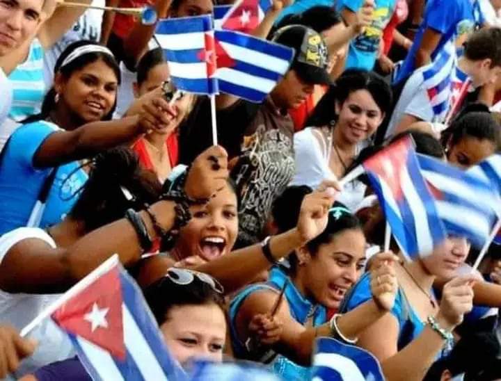 En <a href="/FMC_Cuba/">FMC de Cuba</a> evaluamos que  el embarazo en la adolescencia es un problema que debemos resolver en #Cuba con l@s adolescentes y con las familias, l@s primer@s porque adolecen de conocimientos, las segundas porque deben ganar en responsabilidad con la educación sexual de sus hij@s.