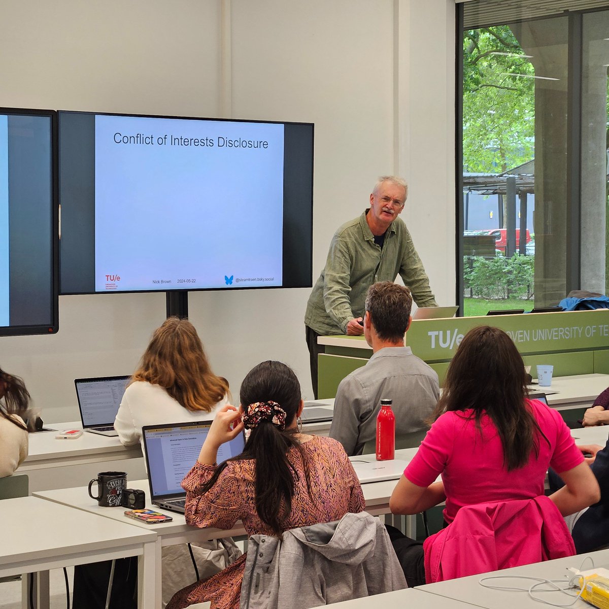 Today at the Paul Meehl graduate school we have Lisa DeBruine teaching on advanced data simulation. And as an after lunch break we have Nick Brown talking about using simulation to detect 'errors' in research.