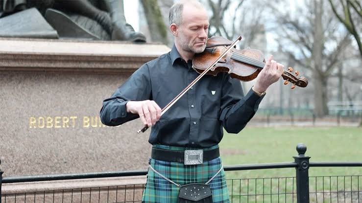 Fiddling while Robert Burns…