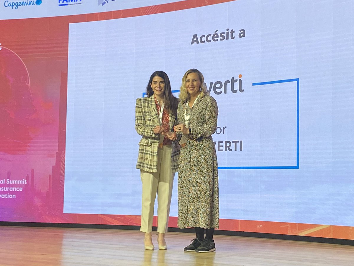 asufin_'s tweet photo. Agradecidos a @Inese_seguros, un año más, por contar con nuestro criterio, al formar parte @WonderWomanPSR del jurado de los Premios Azul, que entregamos hoy en el #GSII2024
Aportamos el punto de vista de los consumidores para que el mundo del seguro mejore #Transformandoelseguro https://t.co/VrCV9wCmH6