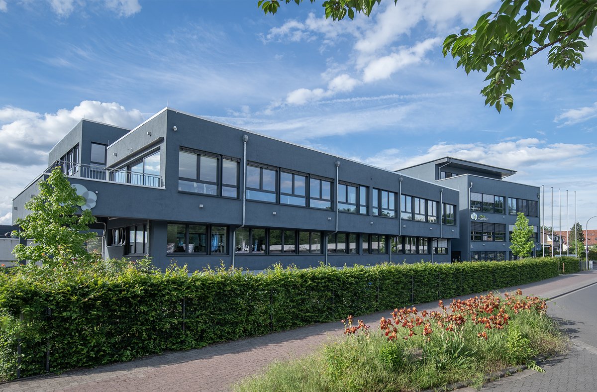 Ende des letzten Jahres konnte der Standort Rhein-Main seine neuen Büroräume in Dieburg beziehen.
Auf über 700 m² haben wir jetzt den perfekten Platz zum Austausch, Arbeiten, Wohlfühlen und Weiterwachsen. #bcTeam #braincon