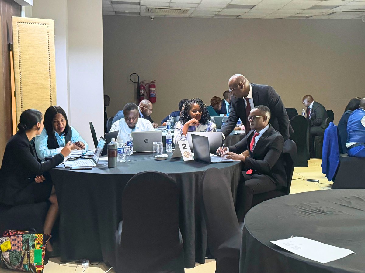 BaselInstitute's tweet photo. 🇿🇲 Zambia is on a roll with asset recovery 🇿🇲

Training courses run by International Centre for Asset Recovery experts @TomWalugembe1, Phyllis Atkinson and Emmanuel Mringo are helping to sustain this momentum by growing and solidifying local capacity.

To learn more about the course and Zambia's inspiring work in asset recovery and financial investigations: 
➡️ https://t.co/Yfb9UQjPY8