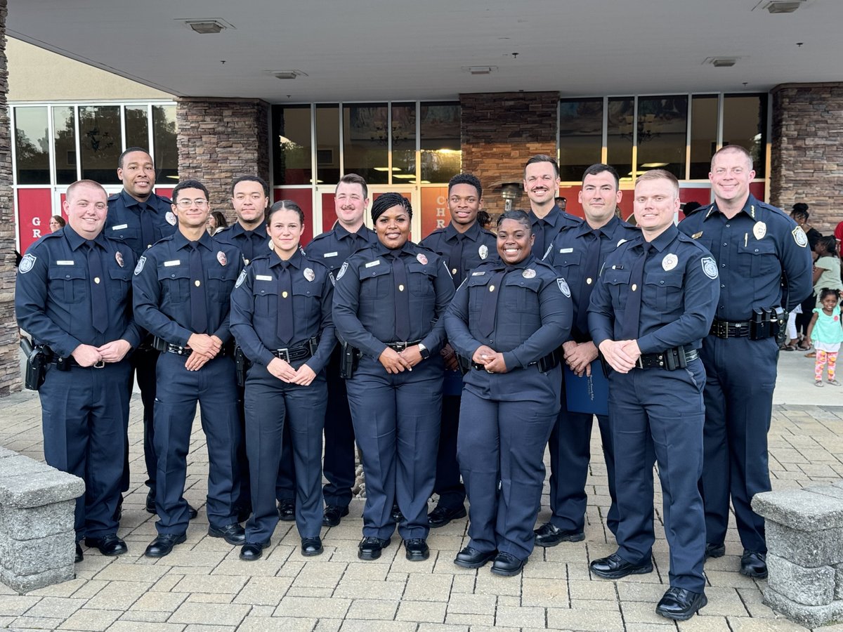 A dozen reasons to celebrate! 

We are thrilled to welcome these 12 cadets to our team. Chief Balog was honored to give remarks to class #39 during their BLET graduation ceremony last night. We can't wait to see the positive impact they will make in our community!