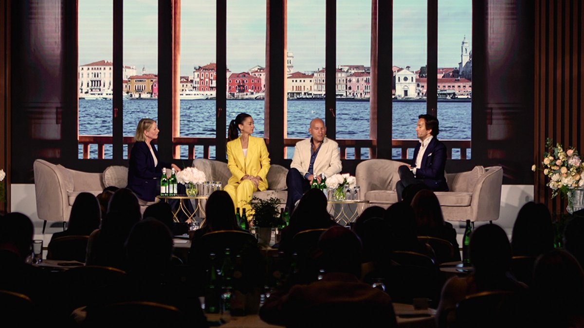 At the 20th Financial Times "Business of Luxury" Summit, SHA's VP @alejandrobataller discussed the art of hospitality, integrative health, and SHA’s results-driven method. He was honored to join experts, emphasising the importance of well-being.
#BusinessOfLuxurySummit #FTHTSI