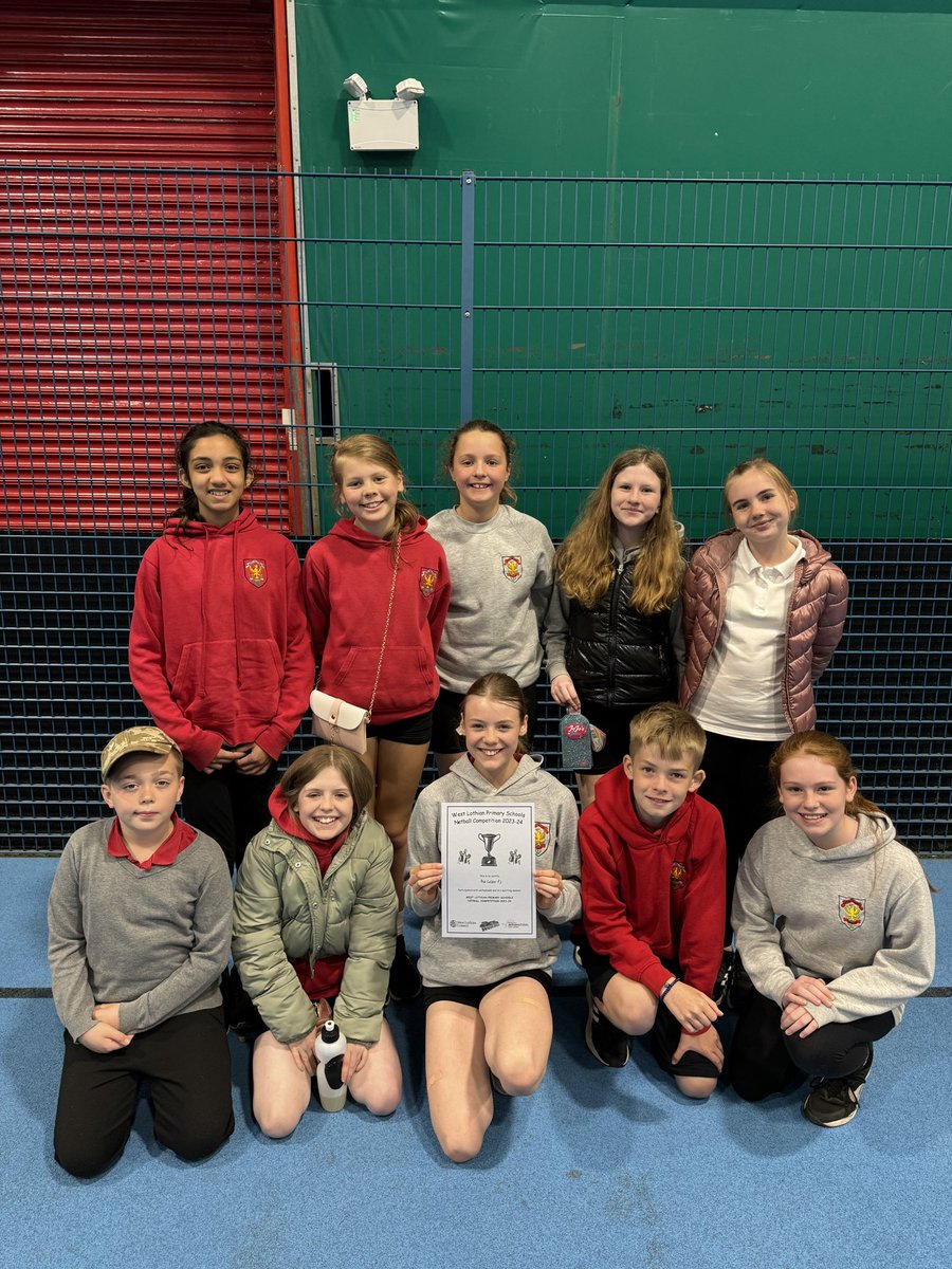 MidCalder_PS's tweet image. Well done to the MCPS netball for taking part in the WL competition! So proud of you! #MCPSP6 #MCPSP7 @WlhwbChamps @ActiveWL #HWB #Netball