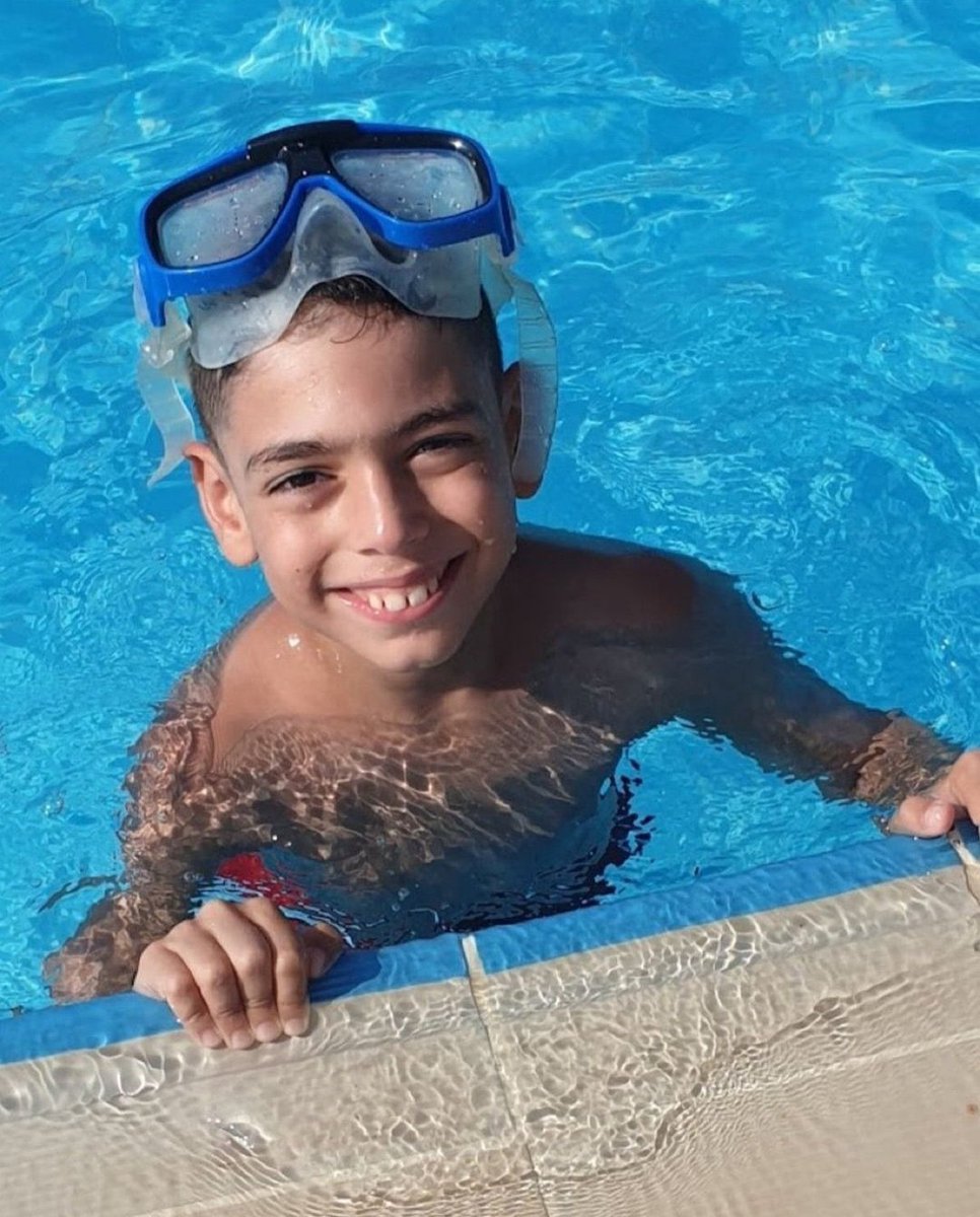 Kutlanamayacak bir doğum günü daha. Bugün her yerde, her sözde sen varsın. #iyikidoğdunmert sensiz seni anarak  kutluyoruz yeni yaşını.
Çünkü gözü para ve rant hırsı bürümüş katiller seni ve arkadaşlarını güle oynaya gittiğiniz Adıyaman İsias otelde katletti.
 #isiasortakdavamız