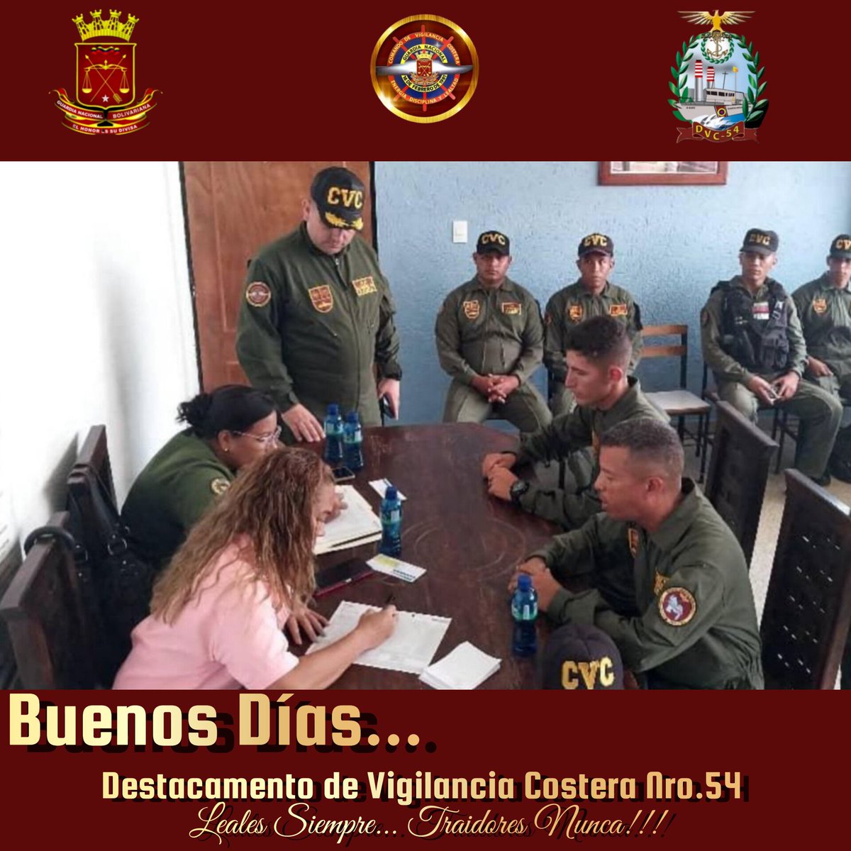 EVC_ELMORRO's tweet photo. Unidos en Revolución Venceremos ✊🏻 🇻🇪 https://t.co/akyog6eOf9