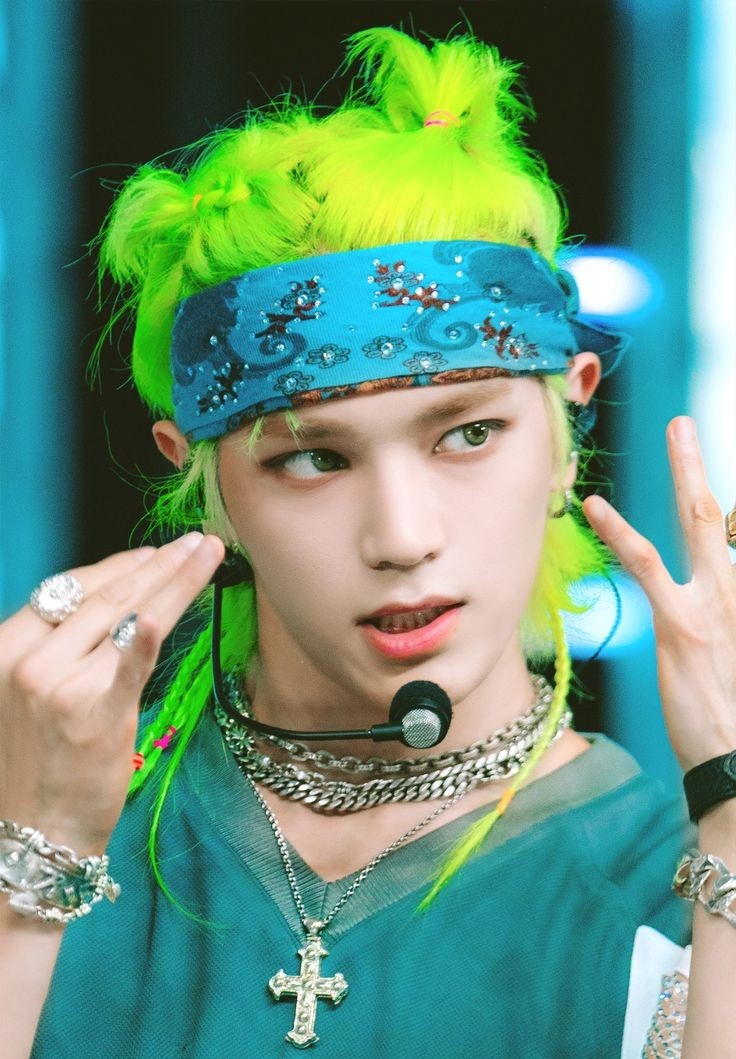 clover🍀 Stay 🧭 tweet media