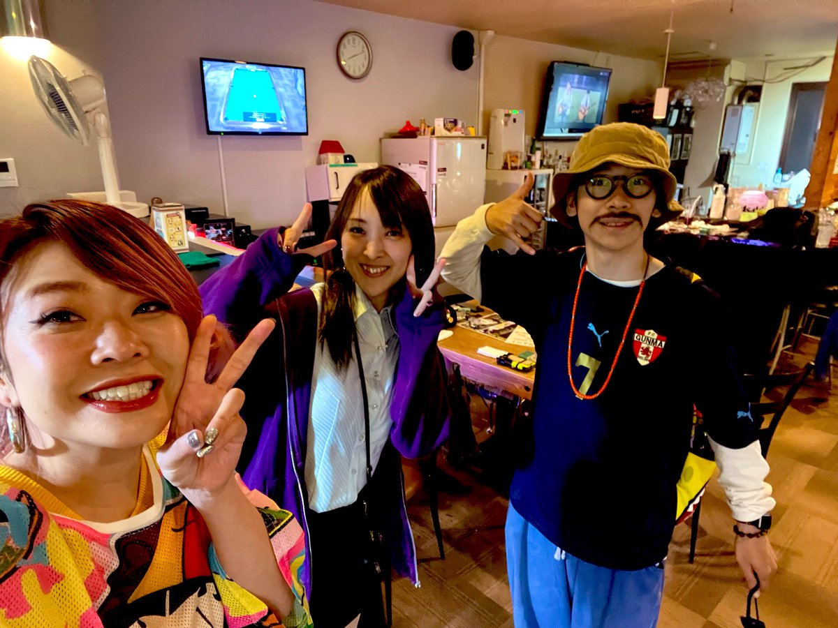 moshi2tel's tweet photo. 漫才やおしゃべりさせてもらったリバティポートスペースさんに遊びに来たらまたまためっちゃいい出会いが😍✨🩷🩷
ビールもごちそうさまでした💕 https://t.co/Z1gUYKuhyz