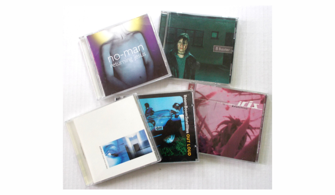 1990's ELECTRO POP 5 CD's: Returning Jesus — Baxter — Esthero — Boom Boom Satellites — Iris - FREE SHIPPING ►etsy.me/3VLYL8n — #gift #electronicmusic #CDS #electronica #popmusic #etsyvintage #rtItBot #filmmusic #djsdaily #1990s #musiclovers #freeshipping #goodmusic