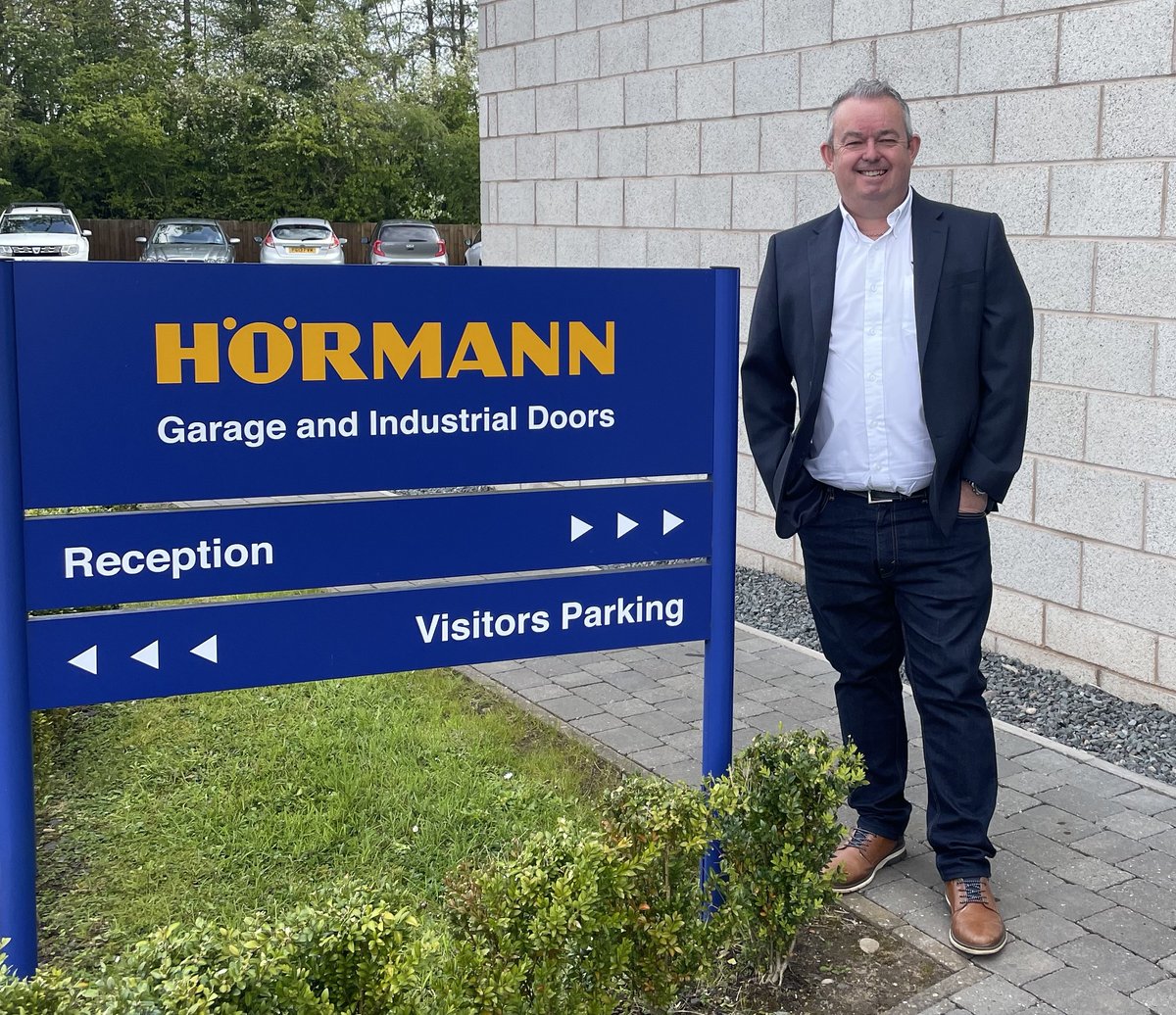 FBS Hörmann has appointed John Aitken as their new MD. Having been with @fen_bayservices for 16 years, John brings extensive #knowledge & #experience to his new role. ➡️fmuk-online.co.uk/features/5671-… #facman #FacilitiesManagement #Loadingbay #doors #PerimeterProtection #security