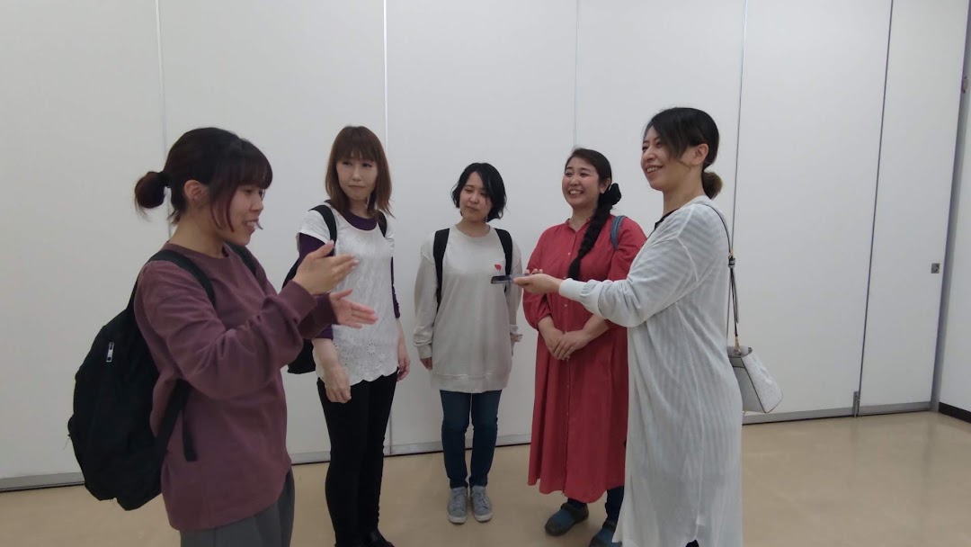 info_prism's tweet photo. 5月20日（月）の撮影日記をプリズム・ミュージックのブログにアップしました。
#手話 #プリズム・ミュージック #手話ラボ #手話勉強中 #手話劇 #手話歌 #手話ダンス
https://t.co/h8GvXUL4Dx https://t.co/6jsF9yQkKL