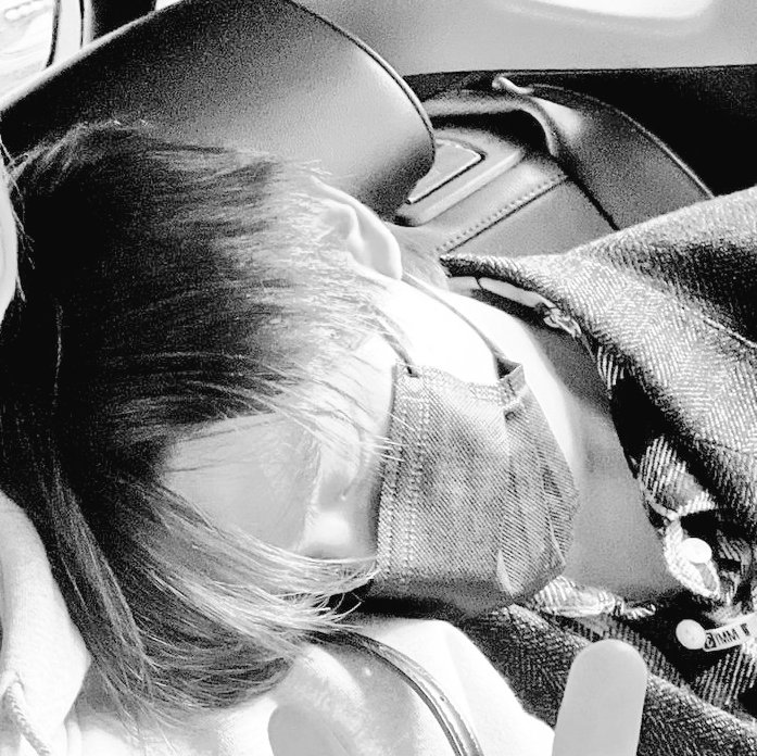hnnytea's tweet photo. how do i tell you i need you? https://t.co/iQn5Dibrt3