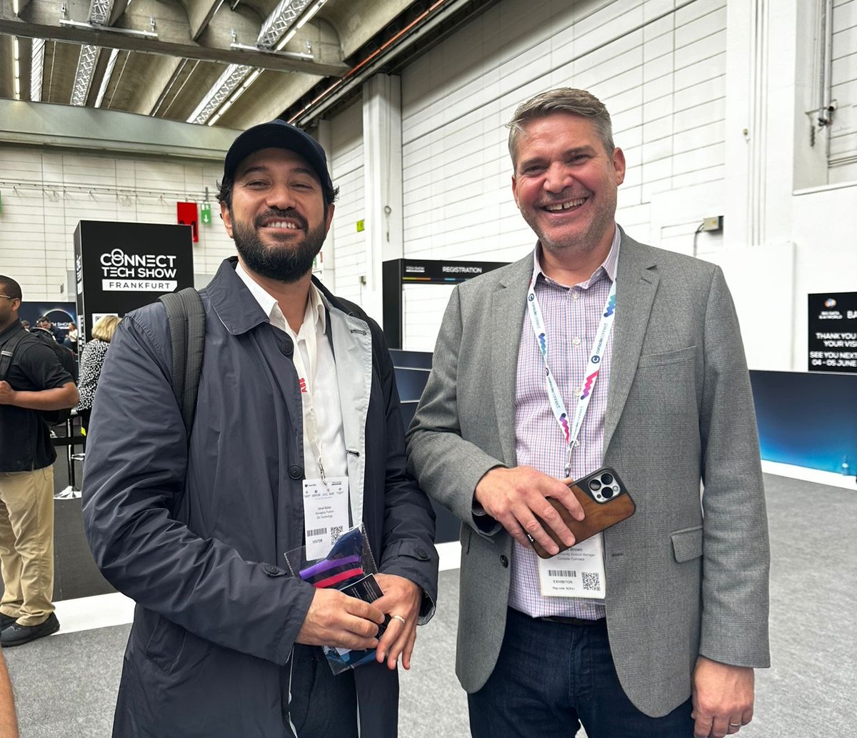 ConsoleConnect's tweet image. Looking for a solution that enables you to self-provision, manage, and monitor your business’s global cloud connectivity ☁️ ? Stop by Stand L113 at @CEEFrankfurt today and tomorrow to discover how #ConsoleConnect’s #NetworkAsAService platform can meet your business needs💡.