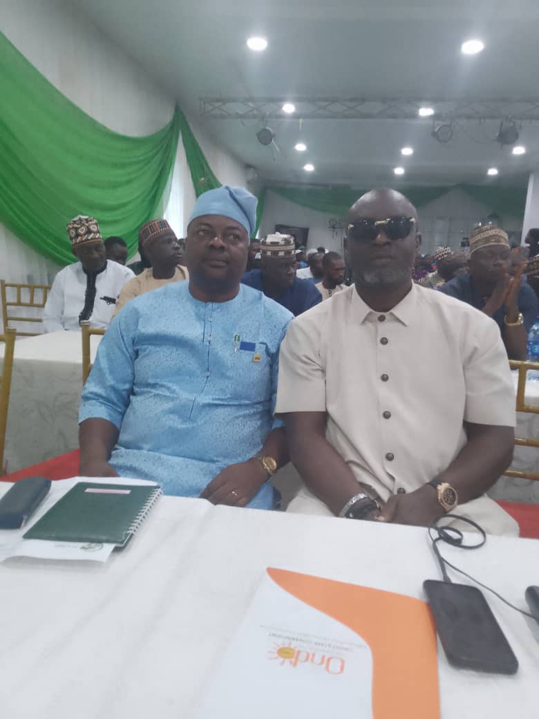 KKAjobiewe's tweet photo. I, and the Special Adviser to Ondo State Governor on Transportation, Hon. Akogun Abiodun, at the Agenda for the Presidential Initiative on Compressed Natural Gas (PI-CNG) Stakeholders Engagement Meeting holding in llorin, Kwara State. https://t.co/5sABzCoD5Q