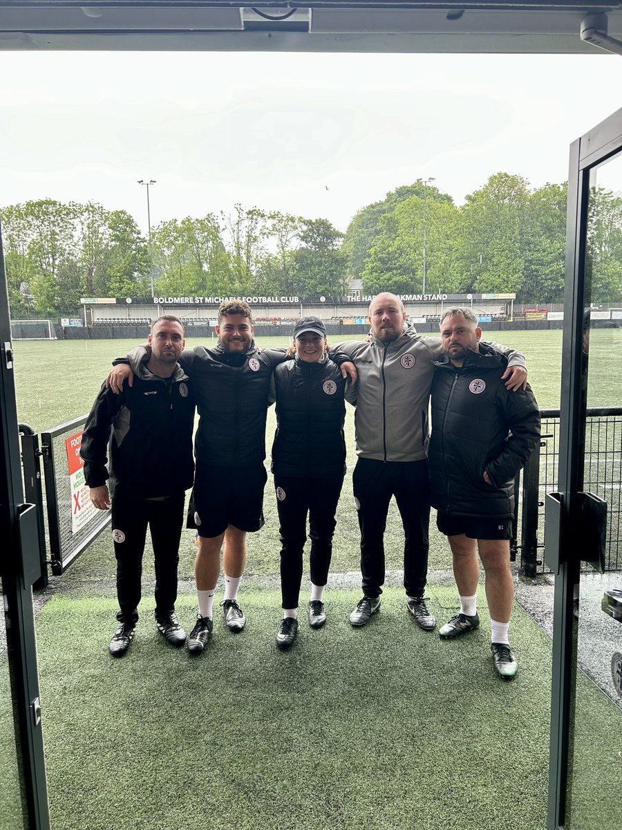 Anna Wilcox tweet media