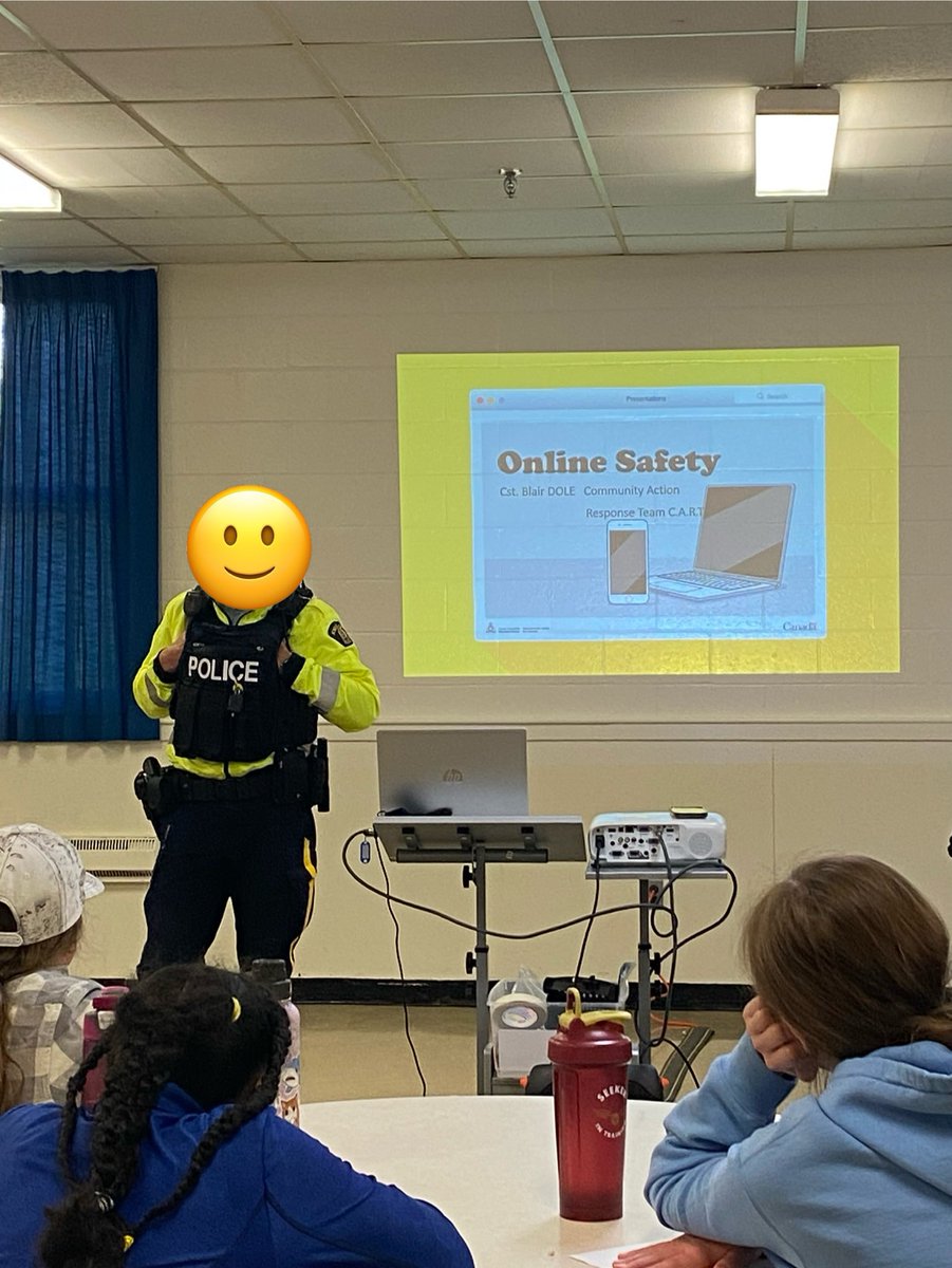 Presentation to our Grade 7s today about the importance of online safety! ⁦<a href="/HRCE_NS/">Halifax Regional Centre for Education</a>⁩ ⁦<a href="/RCMPNS/">RCMP Nova Scotia</a>⁩