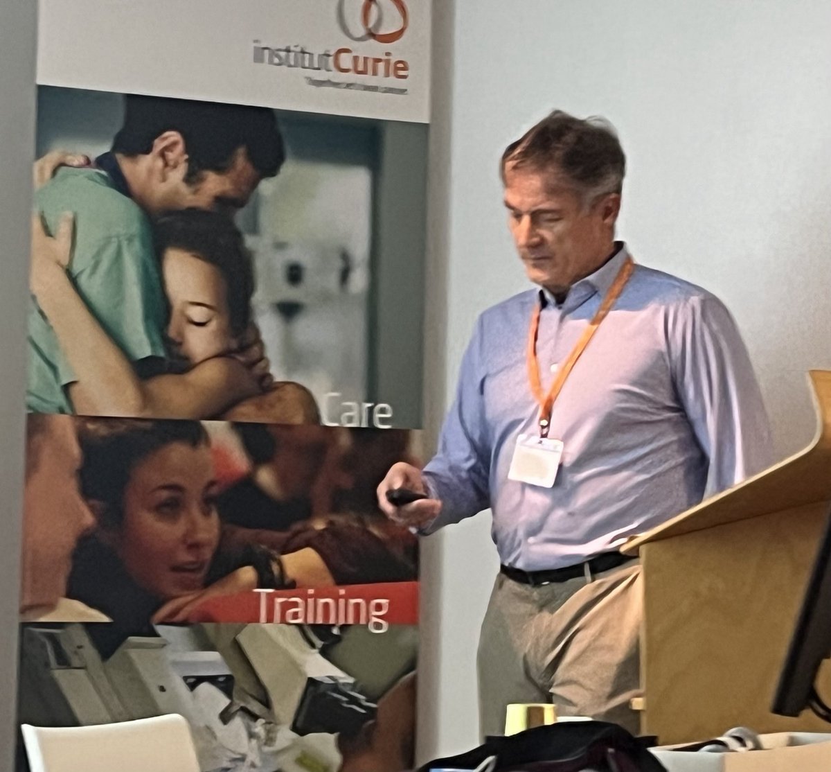 The Curie Non-Coding Genome 2024 course is starting today with our fantastic keynote speaker ⁦⁦⁦<a href="/carninci/">Piero Carninci</a>⁩ from Riken institute and human technopole in Milan. Nicely introduced by ⁦<a href="/MaximeWery/">Maxime Wery</a>⁩ ⁦<a href="/institut_curie/">Institut Curie</a>⁩