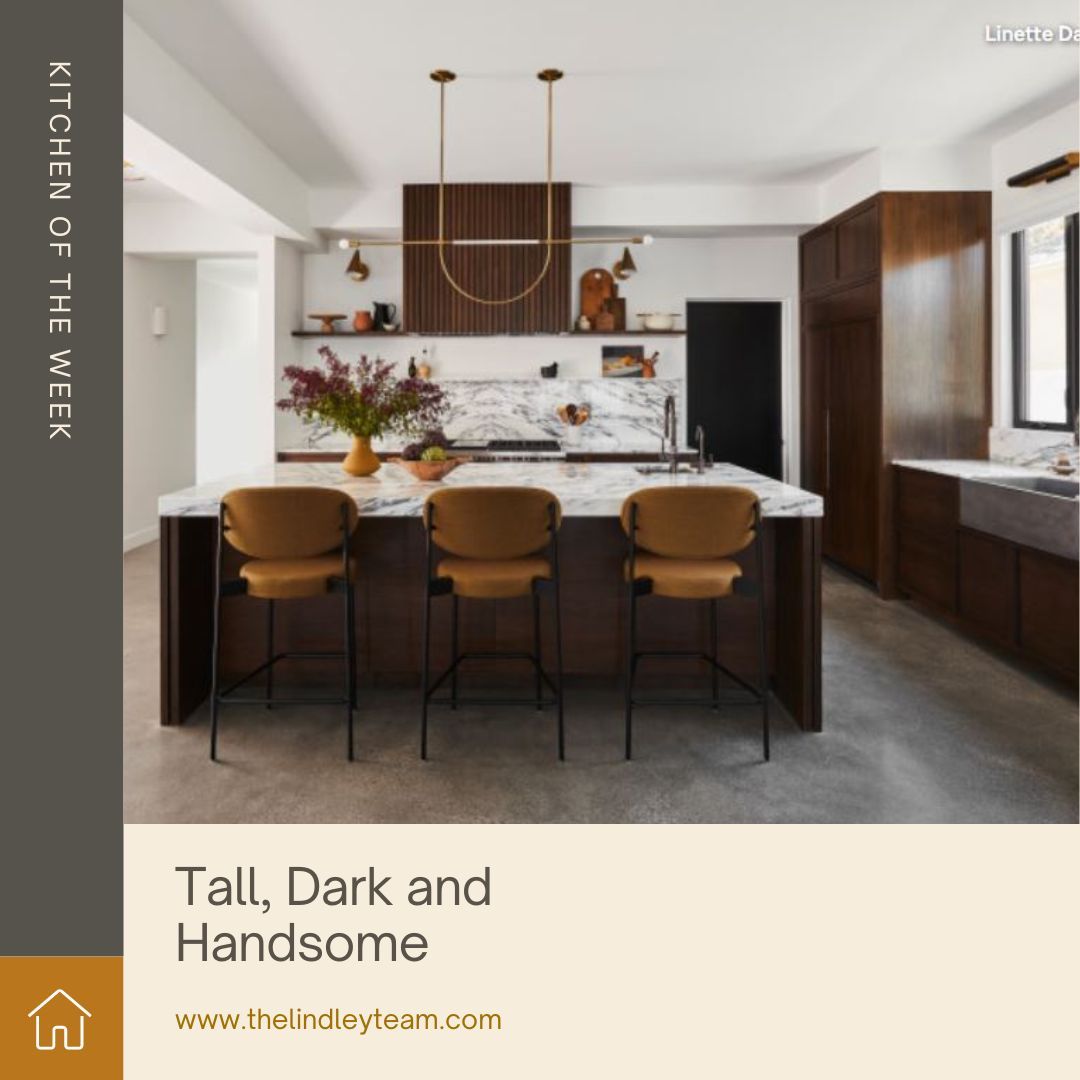 East meets West, industrial meets earthy, cool meets warm — all these contrasts ultimately resulted in a style that interior designer Linette Dai calls urban glam. <a href="/Houzz/">houzz</a>

East-meets-West ideas inspire a designer in this well-balanced urban glam kitchen.