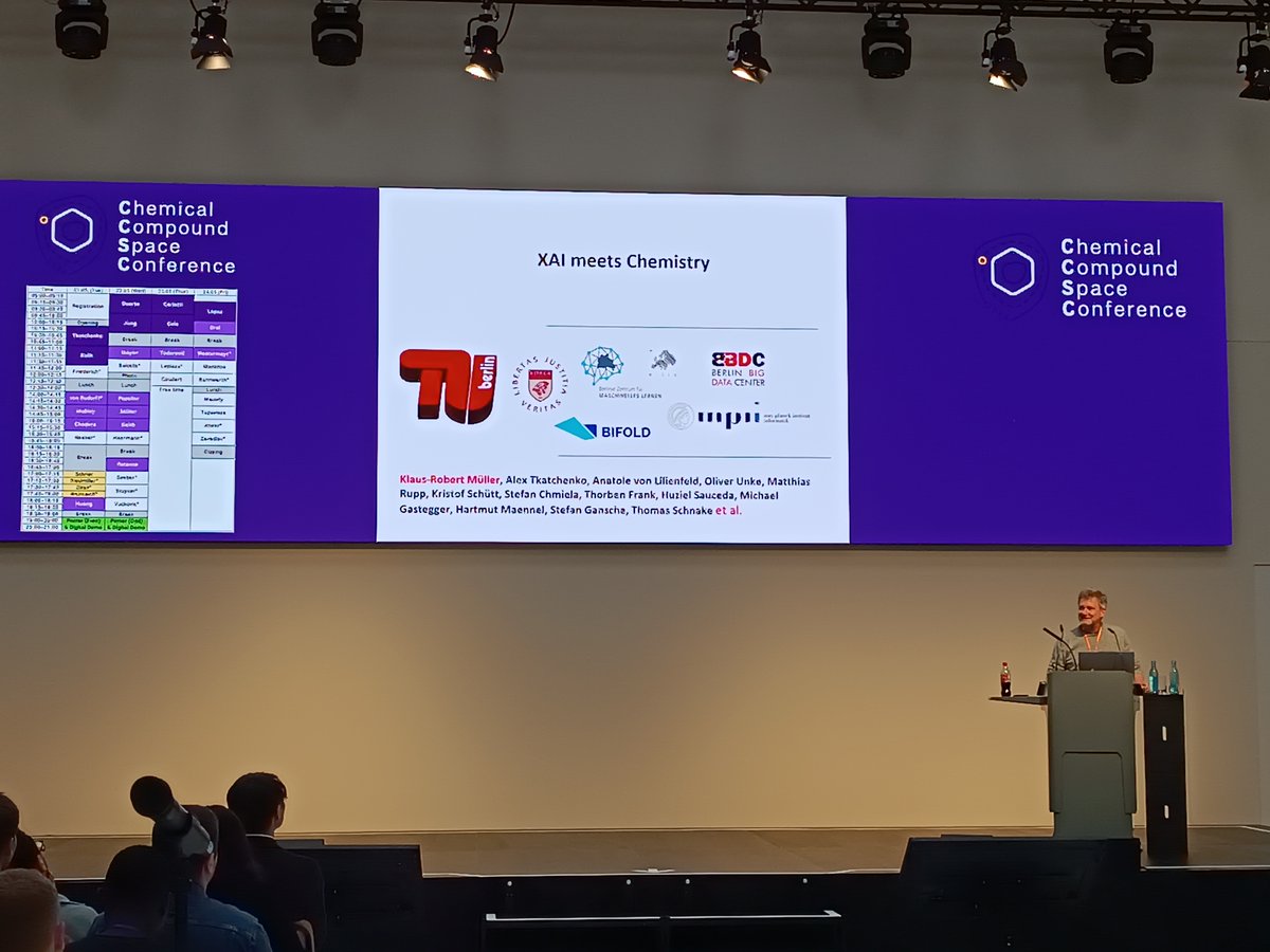 Professor Klaus Robert Müller from the technical university of Berlin is now presenting how XAI can meet chemistry #CCSC2024