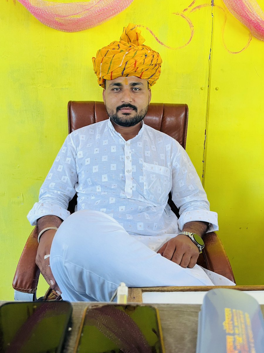 ashok97_bjp's tweet photo. Jai shree ram🚩🚩🚩🚩 https://t.co/3x0VXRk65P
