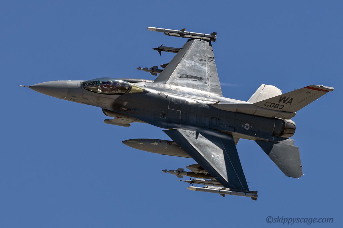 F-16CM Fighting Falcon 89-2083 | USAF | Nellis AFB, NV KLSV | March 2024

#militaryaviationphotography #militaryaviation #avgeek