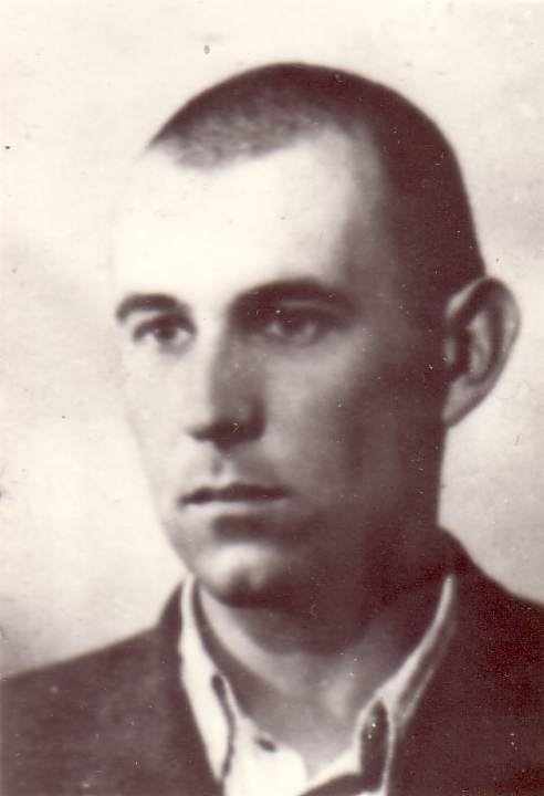 31.05.1943|Józef Giebułtowicz was arrested by the Germans in Lviv. After three months of detention in the Łącki prison he was sent to #Majdanek. As inmate no. 2227 he remained there until the end of its functioning. Józef escaped from the death march to #Auschwitz in July 1944.