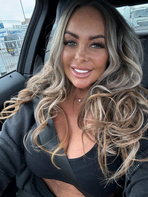 New hair day https://t.co/GVBIpuDwHY