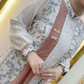 Muhamma79508960's tweet photo. Shopee Live: Disc 40rb, Stok Ready Siap Kirim. Tonton Alesha Hijab' live sekarang: https://t.co/NwfbEeEDtm https://t.co/H4UItIyHga