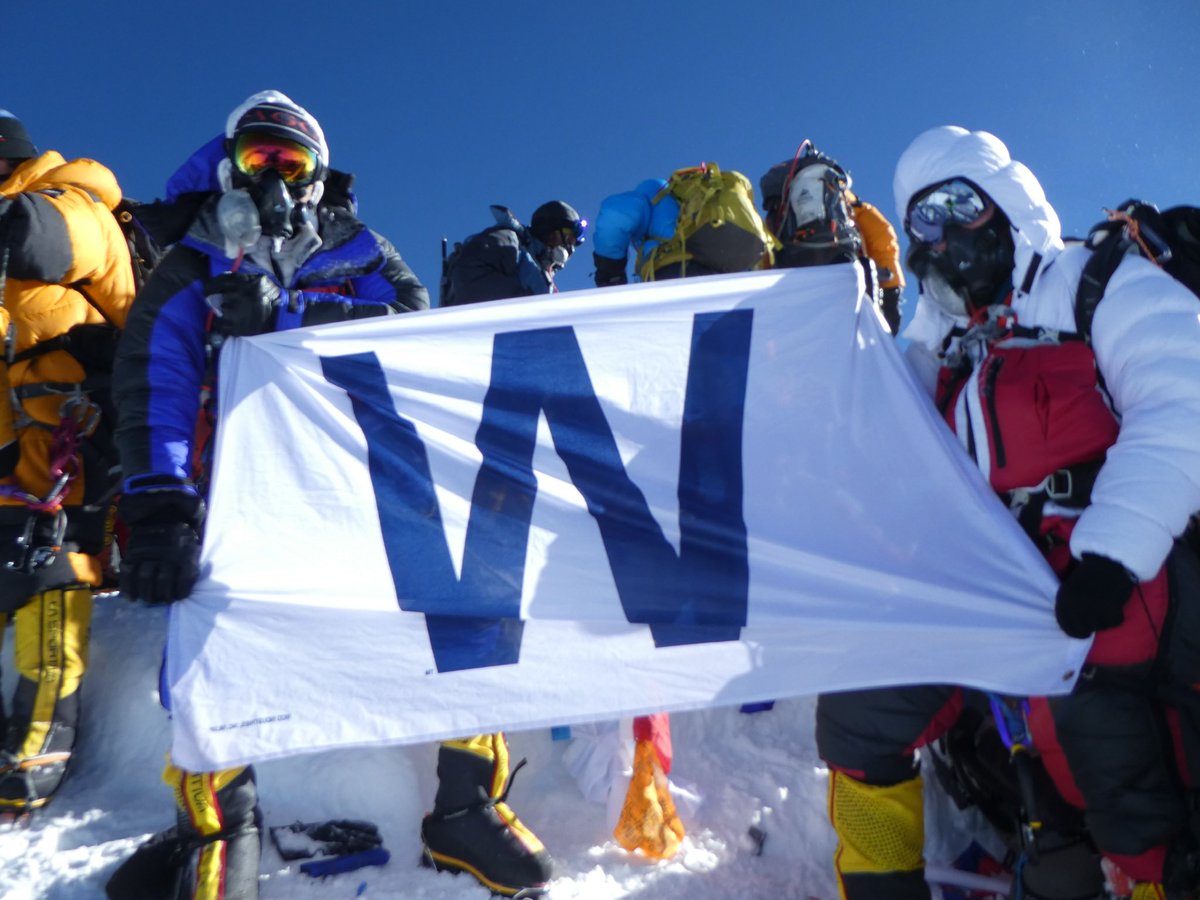 AlexanderPancoe's tweet image. 5 years ago today the @Cubs beat the Phillies 8-4. I flew the W… from the top of the World. #Cubs #Everest #FlytheW @WatchMarquee @thekapman