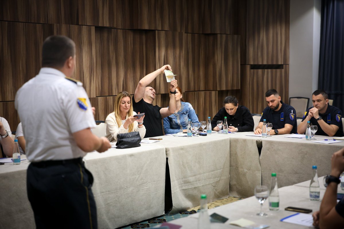 We continue to strengthen the capacities of the security sector in #BiH, this time through a workshop on the effective detecting and countering terrorist travel, which we organized for the members of the BiH Border Police. #UnitedCVE