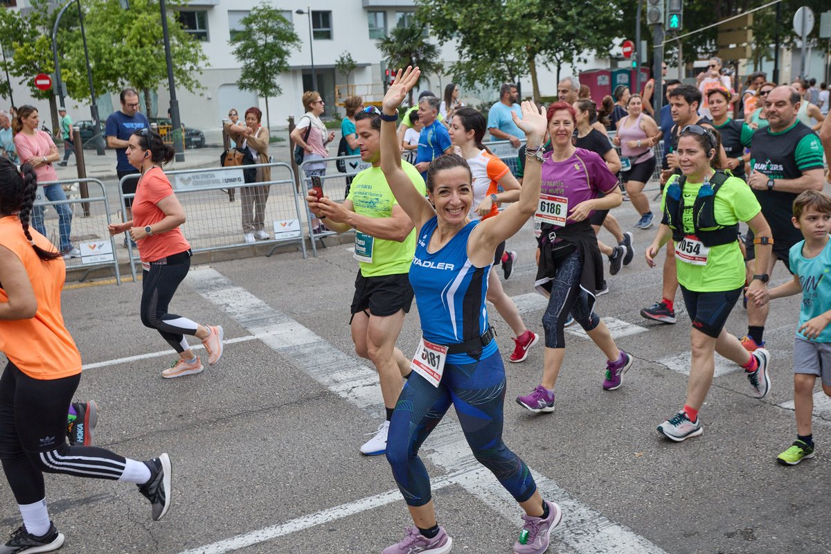 Este domingo, más de 5.000 🏃‍♀️🏃‍♂️ participarán en la 5⃣ prueba del #CircuitCaixaPopular, VI Carrera Marta Fernández de Castro, en colaboración con @Team3FDC: 🏅5K homologados 📸Recorrido por @CACiencies 👉Modalidad ‘A tu Ritmo’ 👦👧Carreras infantiles 🖊️ rb.gy/2jg9df