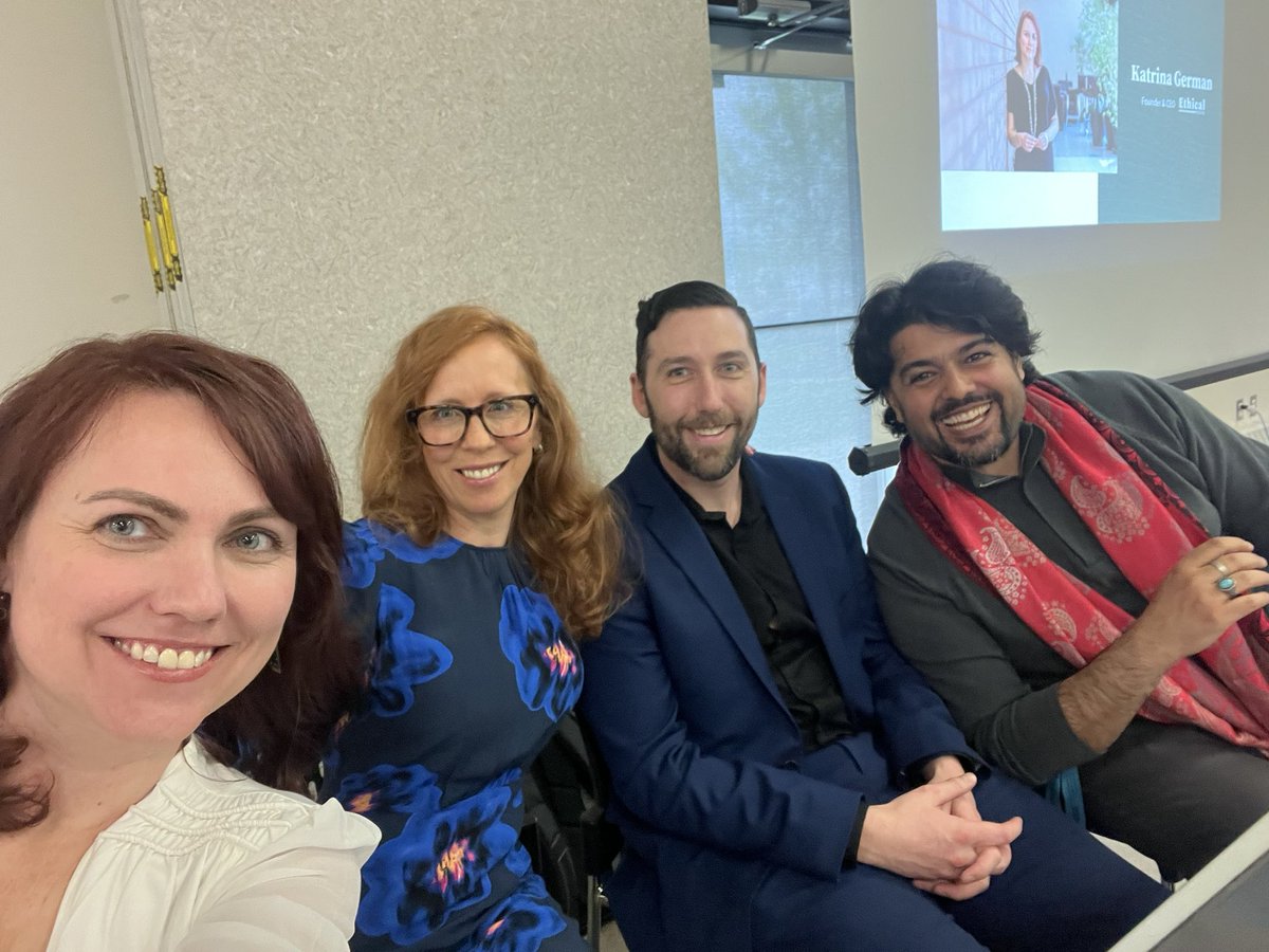 Just about to speak for @leadershipsaskatoon event about AI in Business #sktech