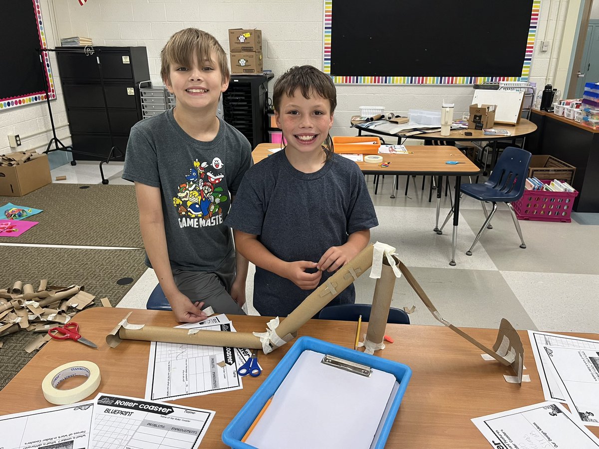 Roller coaster day in room 142 🎢