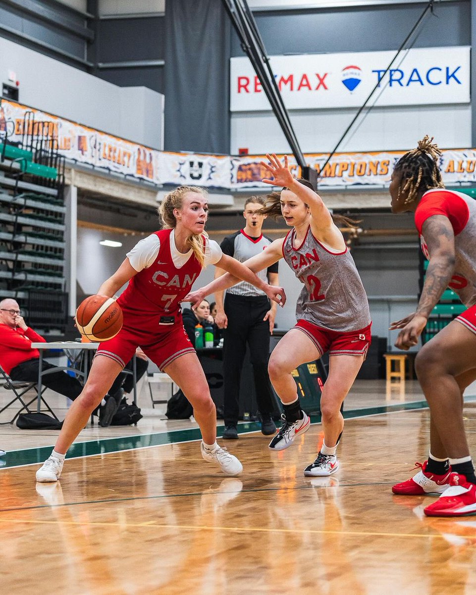 Always working 💪 Our girl @averyhowell44 is currently in Edmonton with the @CanBball Senior National Team for training camp 🇨🇦