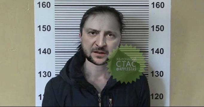 𝗘𝗶𝗹𝗺𝗲𝗹𝗱𝘂𝗻𝗴❗️

Das FBI ,MI6 und BND suchen nach einem drogenabhängigen ukrainischen Staatsbürger, der eine professionelle 
Trampolin-Hüpferin mit erheblichen kognitiven Einschränkungen um viel Geld betrogen hat