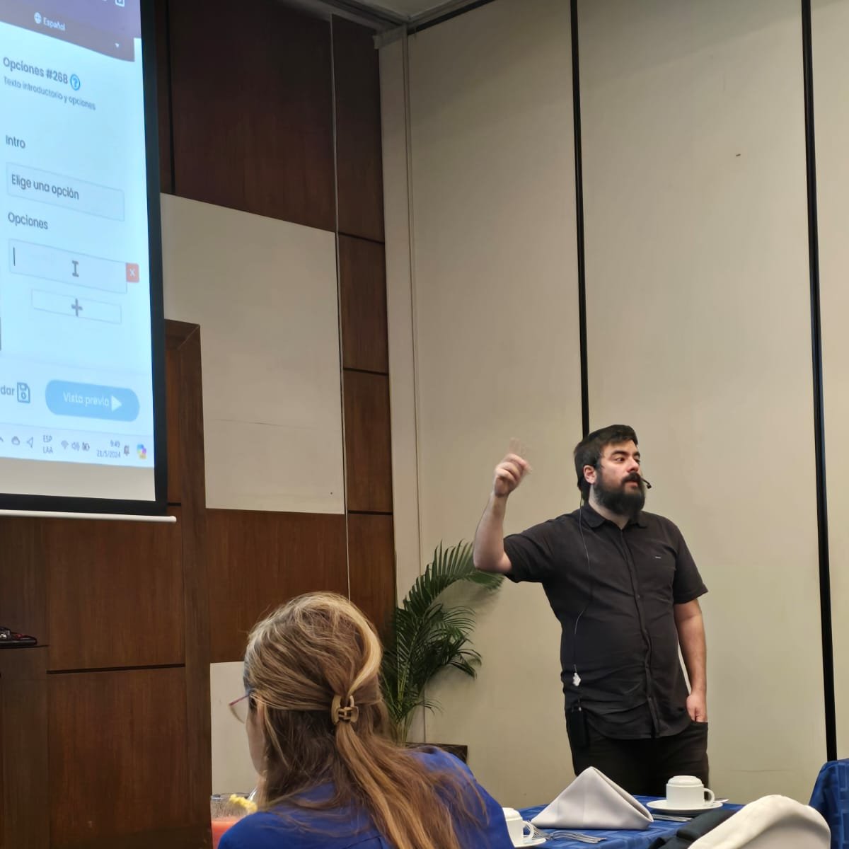 Hey Now 🤖 tweet media