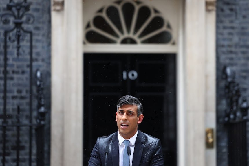 PM Rishi Sunak calls snap U.K. general election for July 4 Next up / Trudeau / Singh get their shit together and allow Canadians to share their views. theglobeandmail.com/world/article-…