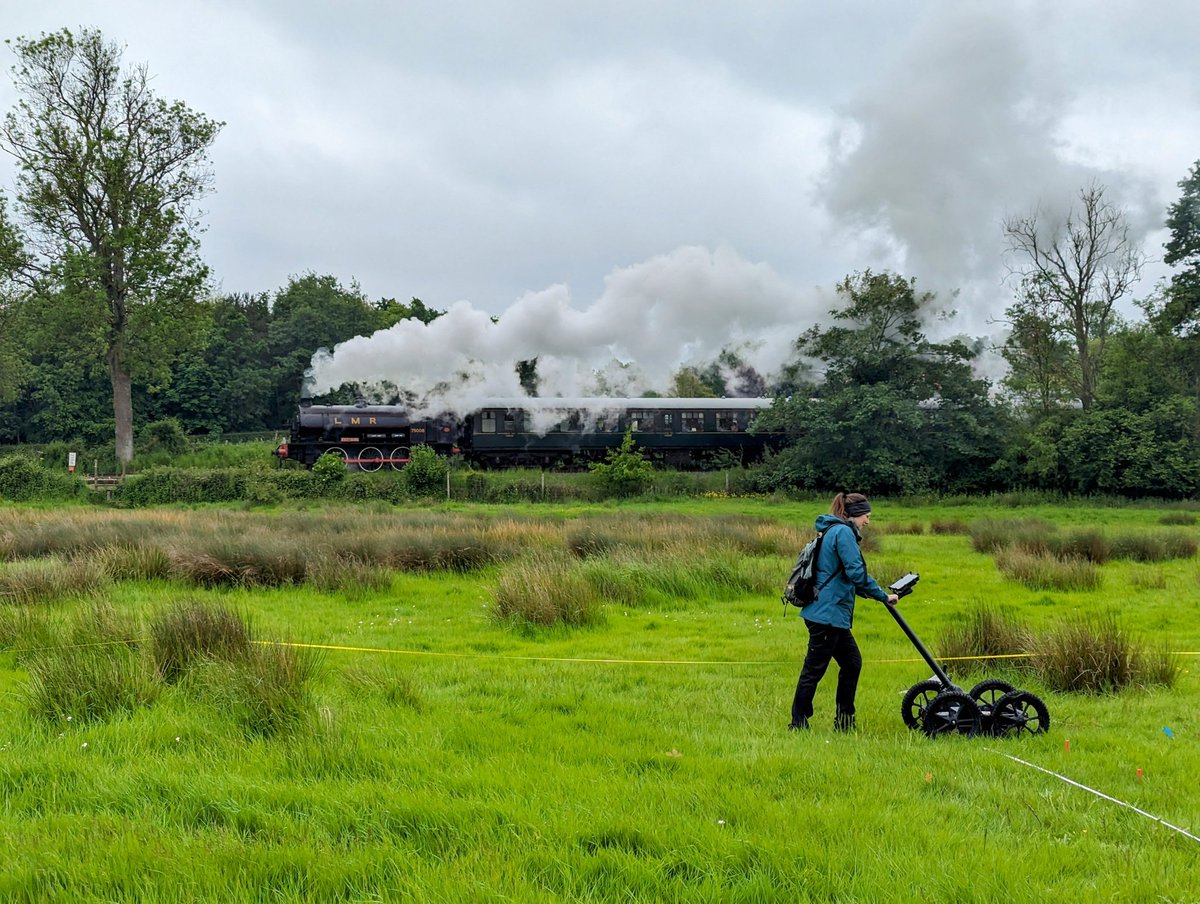 A day of GPR survey at Bodiam in shadow of #castles and steam #trains. Bit of weather dodging, but a great day as #NationalTrust archaeologists & volunteers from @southeastNT came together to undertake some important groundwork ahead of exciting potential plans. #watchthisspace