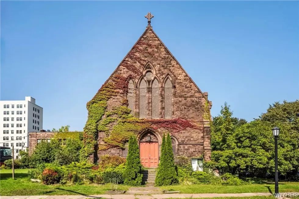 This week's exciting round-up includes the preservation and innovative repurposing of historic houses of worship, inspiring community initiatives, and updates on the ongoing migrant crisis in New York City. 

Read more: buff.ly/3wJtrjj