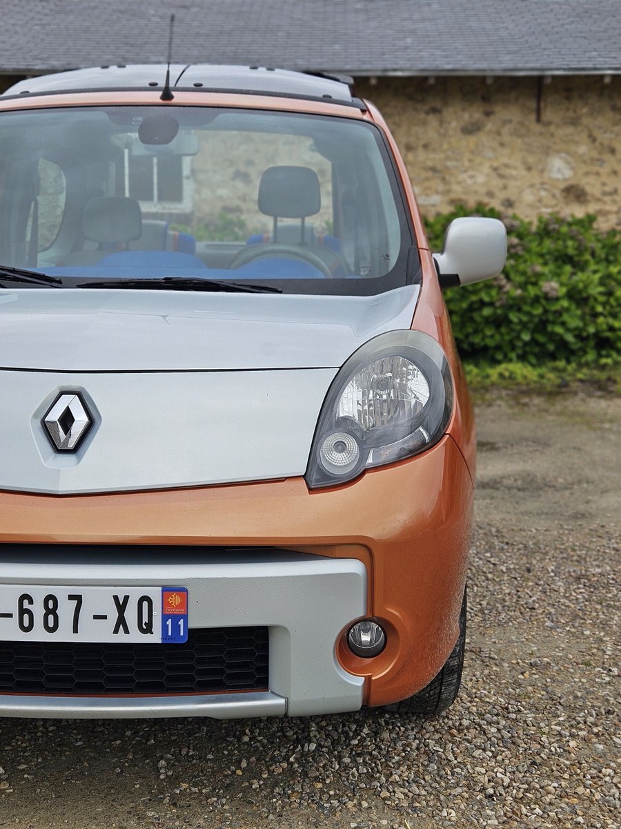 Hyper rare 👌 Découvrez le kangoo Be Bop, entre utilitaire de poche et décapotable pour enfant ^^