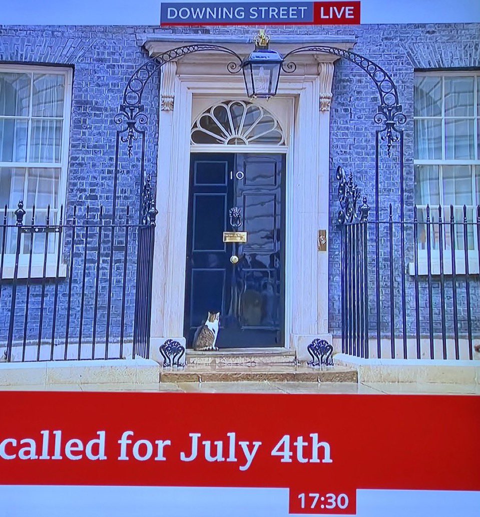 "Guess I better go and help him pack"
#GeneralElection