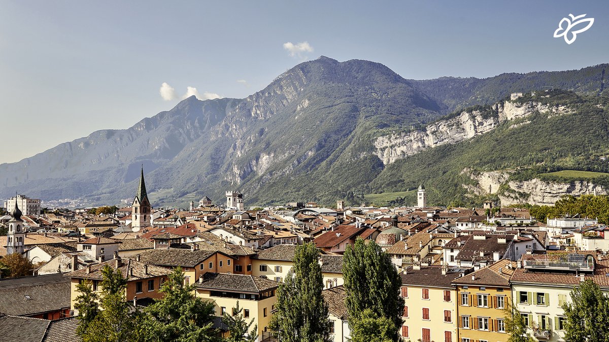 Tomorrow Trento dresses in orange: the 19th edition of the #EconomyFestivalTrento begins! 🤩➡️ tinyurl.com/festival-econo…

Save the date 👇 
📰 “QUO VADIS? The dilemmas of our time”
📆 May 23 – 26, 2024
📍 Trento

[📷 C. Kerber]
#quovadis #visittrentino