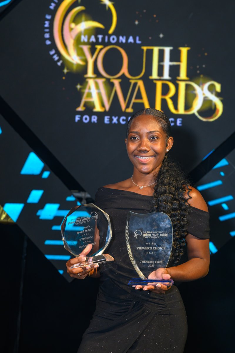 ORIE CFEM student Tashae Bowes recently received the Prime Minister’s National Youth Award for Excellence from Jamaican Prime Minister Andrew Holness. <a href="/CornellEng/">Cornell Engineering</a> 
orie.cornell.edu/news/meng-stud…