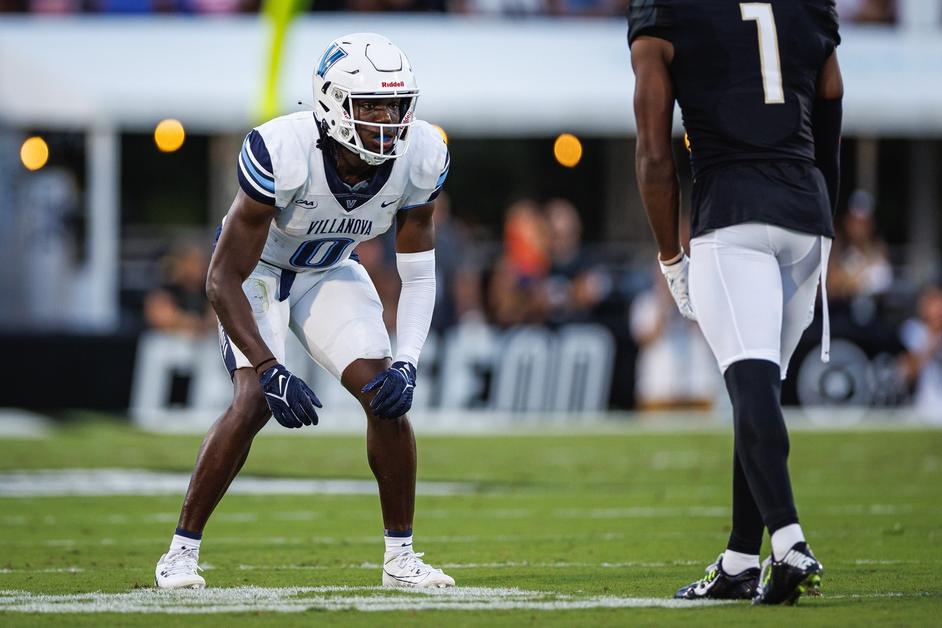 🔸#FCS Spotlight🔸

Villanova DB Isas Waxter (@isaswaxter2)

-2024 Sr
-6-2, 215 lbs
-2023: 26 tackles, 4 TFLs, 3 interceptions, 11 passes defended
-PFF No. 3-graded FCS CB
-2nd Team All-CAA 
-2nd Team FCS Football Central All-American

📸<a href="/NovaFootball/">Villanova Football</a>