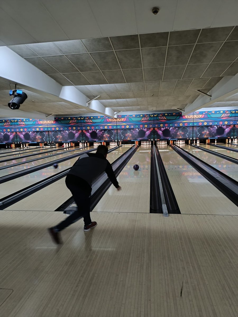🎳Ayer nuestro equipo de bolos hizo una gran actuación en la primera ronda del torneo de <a href="/fallasmaritimo/">Federació Agrupació Falles Marítim</a> 

🍀Mucha suerte para el martes de la semana próxima. Estamos convencidos de que vais a hacerlo genial 💪🏼.

#enelcordelcabanyal #La49 #falles #fallas