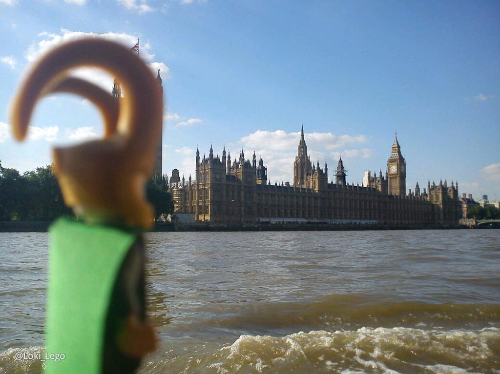 Lego Loki tweet media
