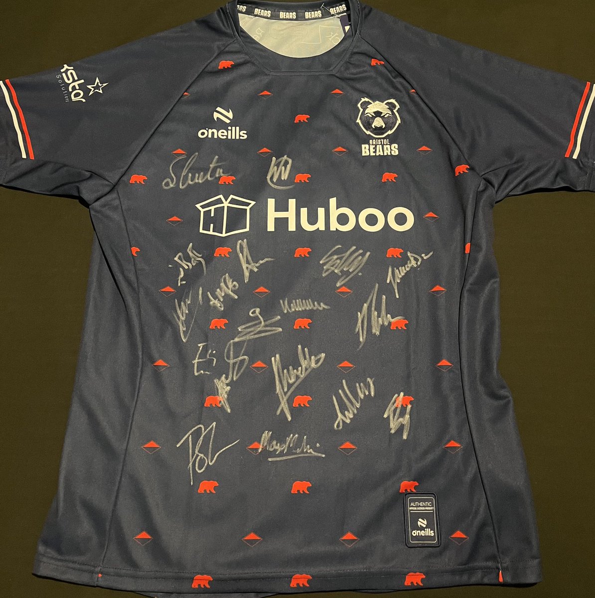 Tom Vickery (@tvickers1) on Twitter photo A huge thank you to <a href="/willcapon2/">Will Capon</a> for very kindly donating a squad signed <a href="/BristolBears/">Bristol Bears ๐ป</a> shirt for me to action off for the <a href="/as9foundation/">Adam Stansfield foundation</a> please reply or DM me with a bid, ends Monday 8PM.
#BristolBears A huge thank you to <a href="/willcapon2/">Will Capon</a> for very kindly donating a squad signed <a href="/BristolBears/">Bristol Bears ๐ป</a> shirt for me to action off for the <a href="/as9foundation/">Adam Stansfield foundation</a> please reply or DM me with a bid, ends Monday 8PM.
#BristolBears