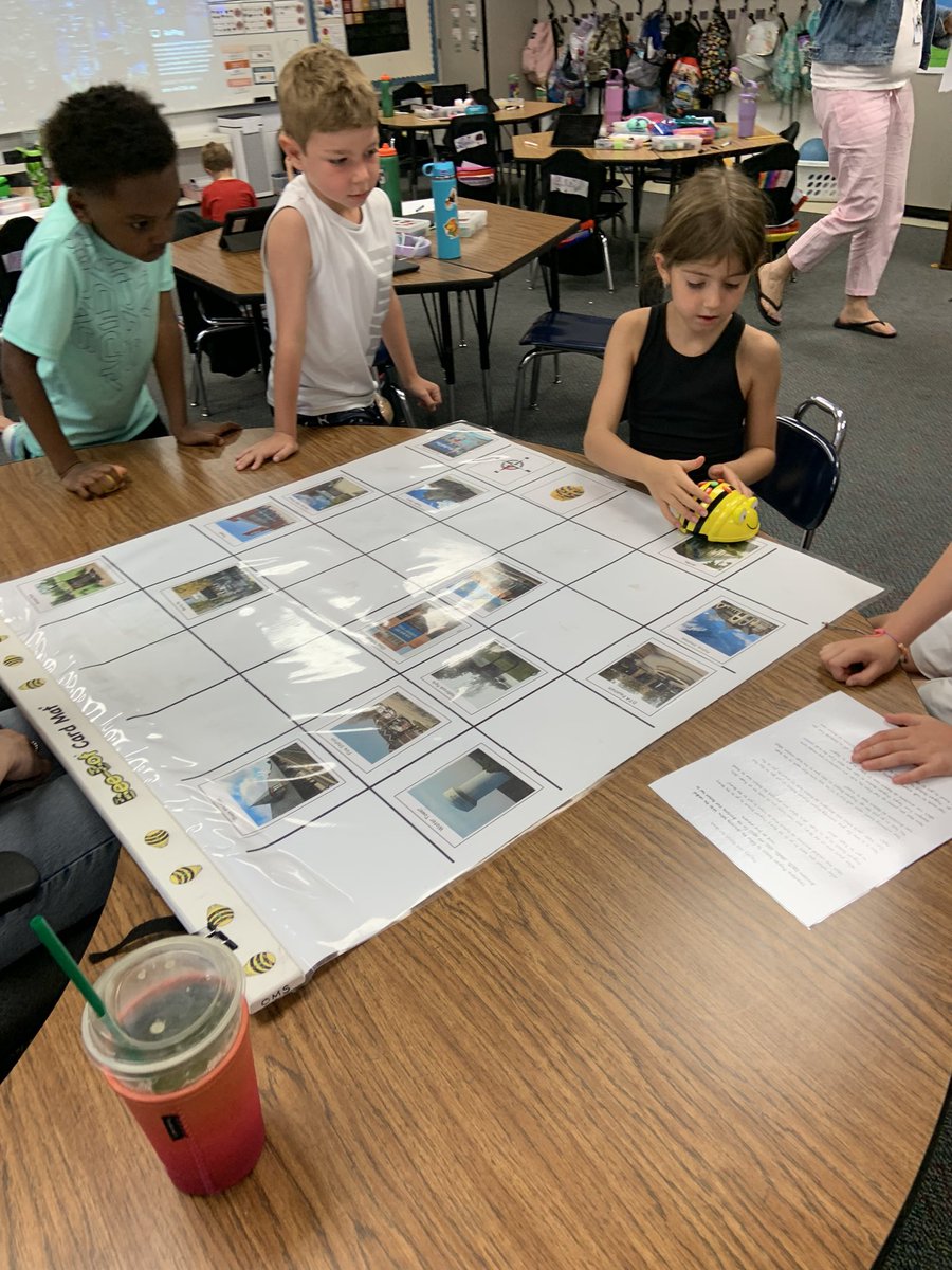 MrsRategan's tweet photo. 🐝 Beebot 🐝 fun with Ms. Grippo!! Thank you for showing us how we use compasses 🧭 with the fun activity!! @AHSD25Olive https://t.co/X4YztwSSpT